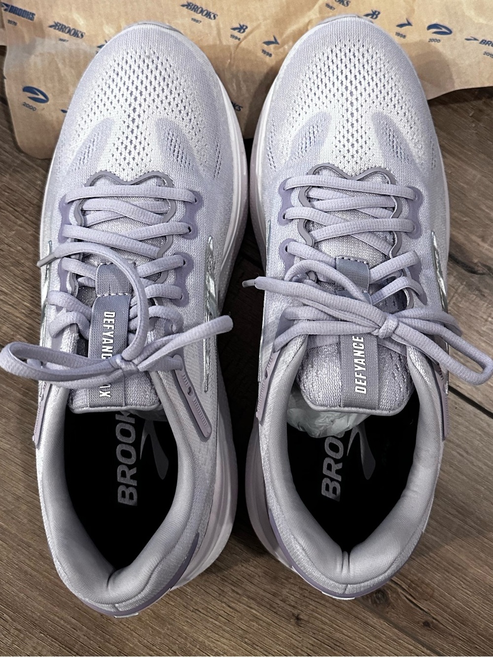 Brooks Defyance Max Shoes Women’s Size 10